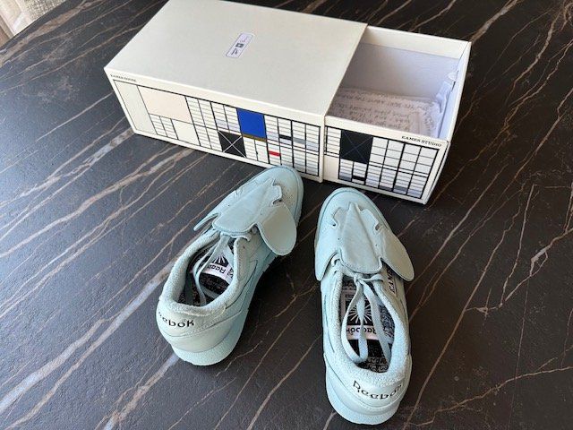 Reebok Scarpe da uomo: Reebok x Eames Classic Leather: Elephant-Sneaker, Gr.42,5 EU – Nuovo (secondo la descrizione) da Arbon venduto da Regire 1