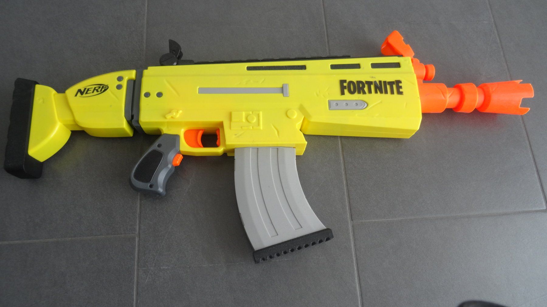 Nerf Giocattoli: Nerf Fortnite AR-L Elite Dart Blaster – Usato da Beinwil am See venduto da den_p9db