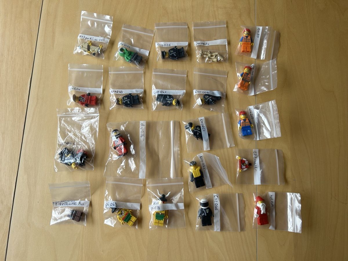 Lego Kit di costruzioni: LEGO Minifiguren – Usato da Muri AG venduto da DeLorean-DMC12