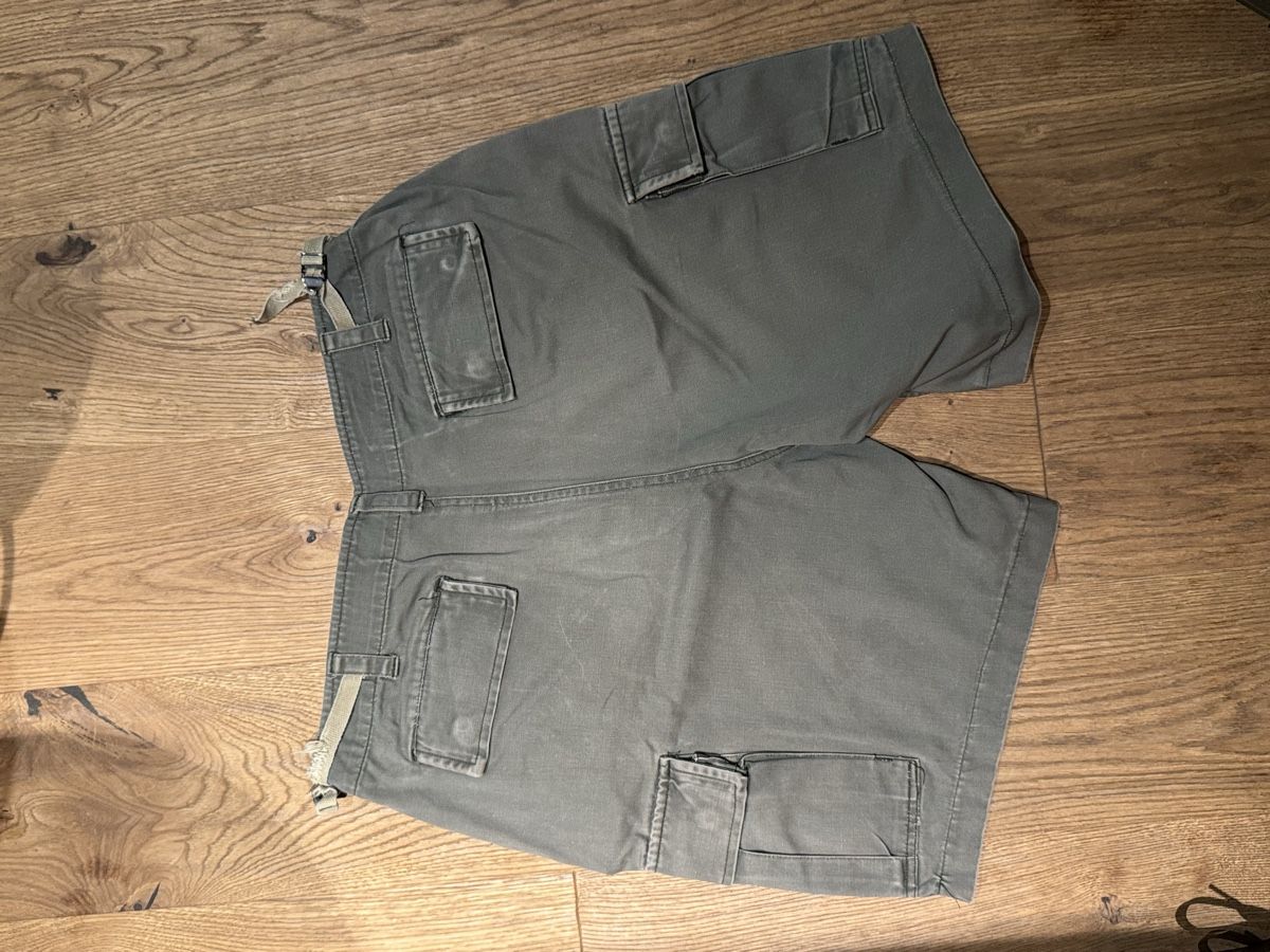 Pantaloni: Camouflage Short – Usato da St. Moritz venduto da Bengeee 1