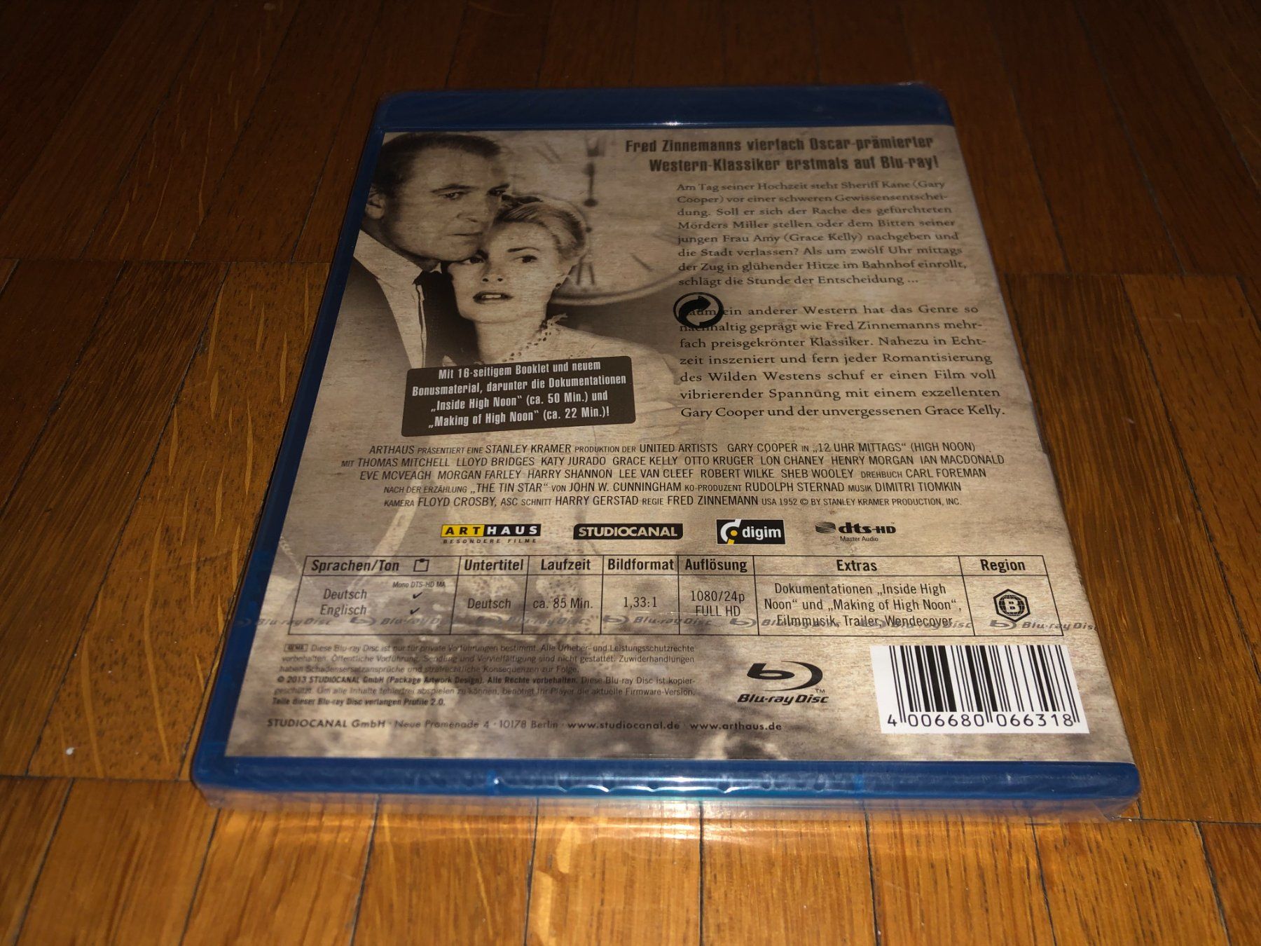 Tutti i DVDs: 12 Uhr Mittags - BLU-RAY - UNCUT – Nuovo e nell'imballaggio originale da Basel venduto da havsok 1