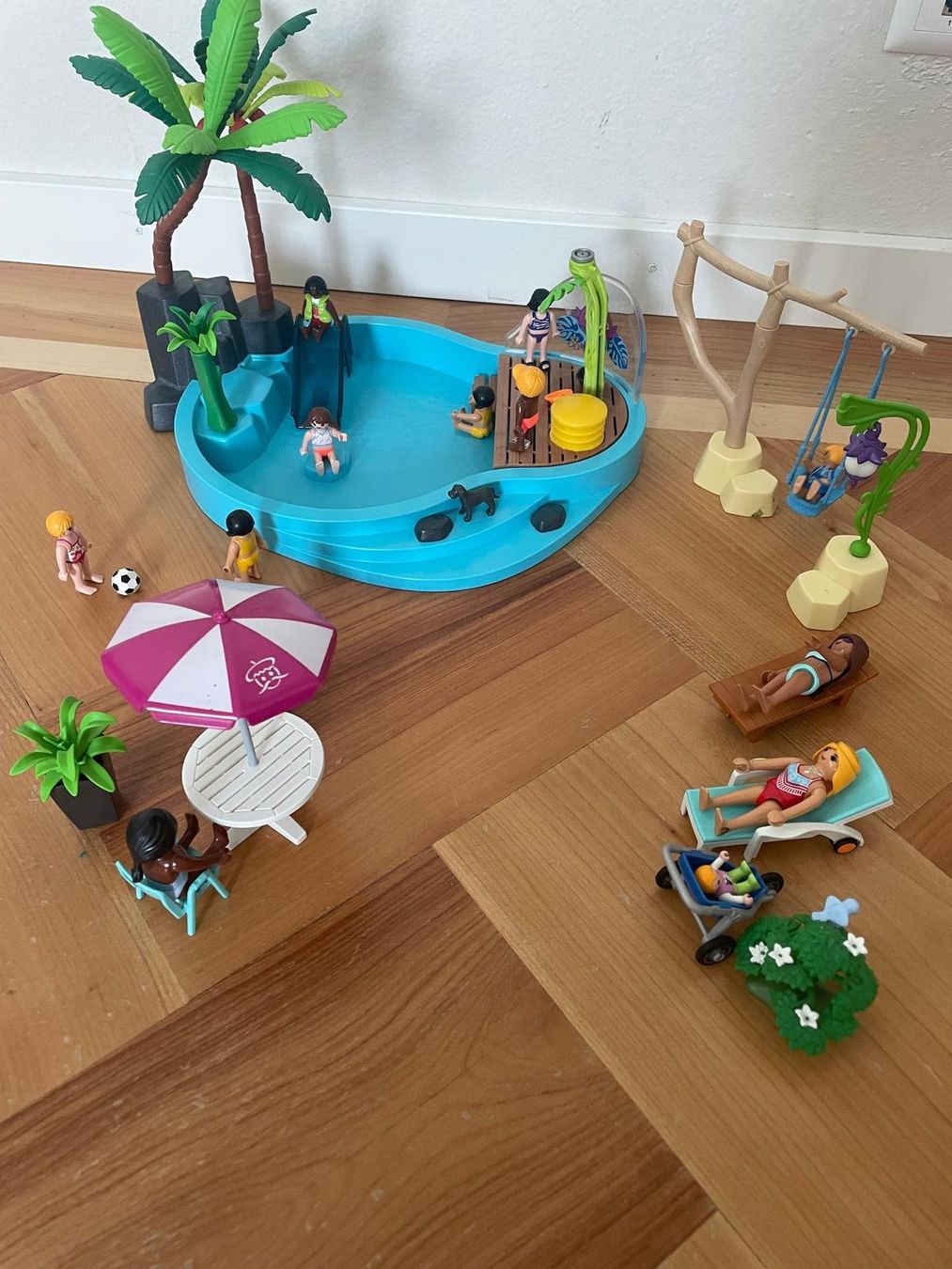 Playmobil Giocattoli: playmobil_poolparty – Usato da Kilchberg ZH venduto da marenf