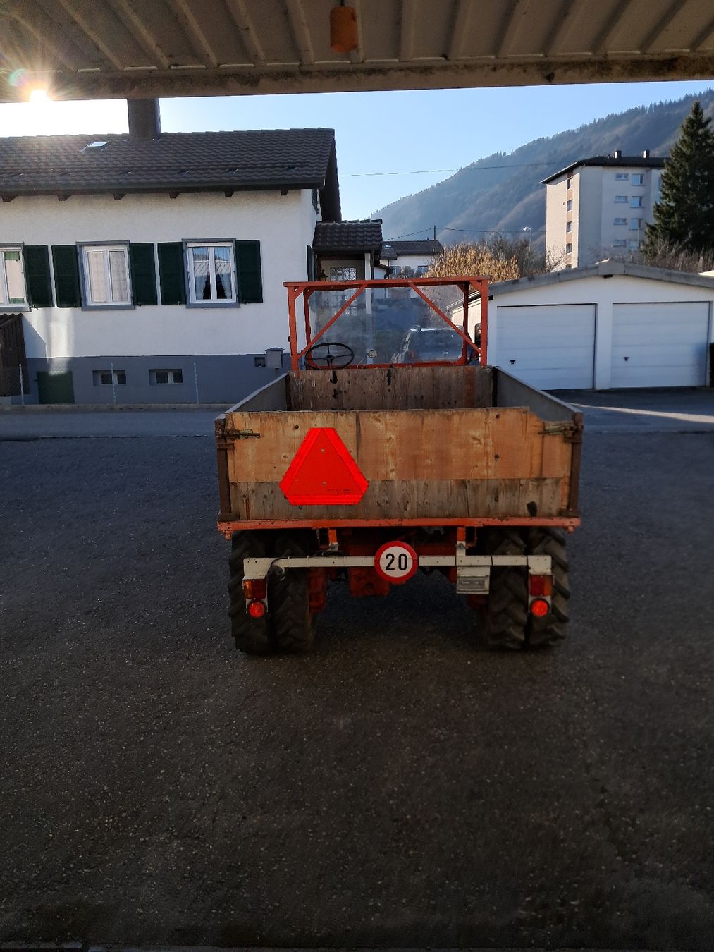 Traktoren: tracteur transporteur  – Gebraucht aus Vallorbe von man_ldl5 4