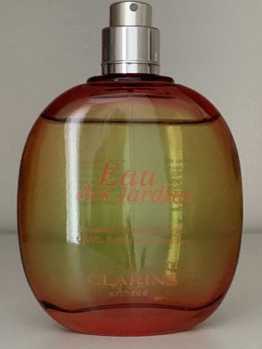 Clarins Profumi & Eau de Toilette: Clarins Eau des Jardins Eau de Soins Spray 100 ml – Usato da Reiden venduto da hro_9hlz