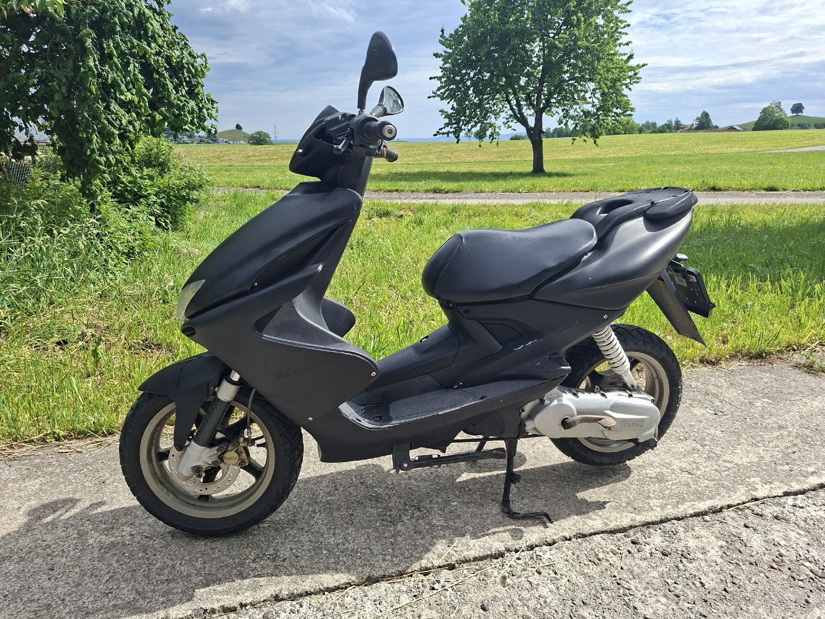 Yamaha Scooter: Yamaha Aerox 100 ab CHF 1.- – Usato da Menzingen venduto da th85 2