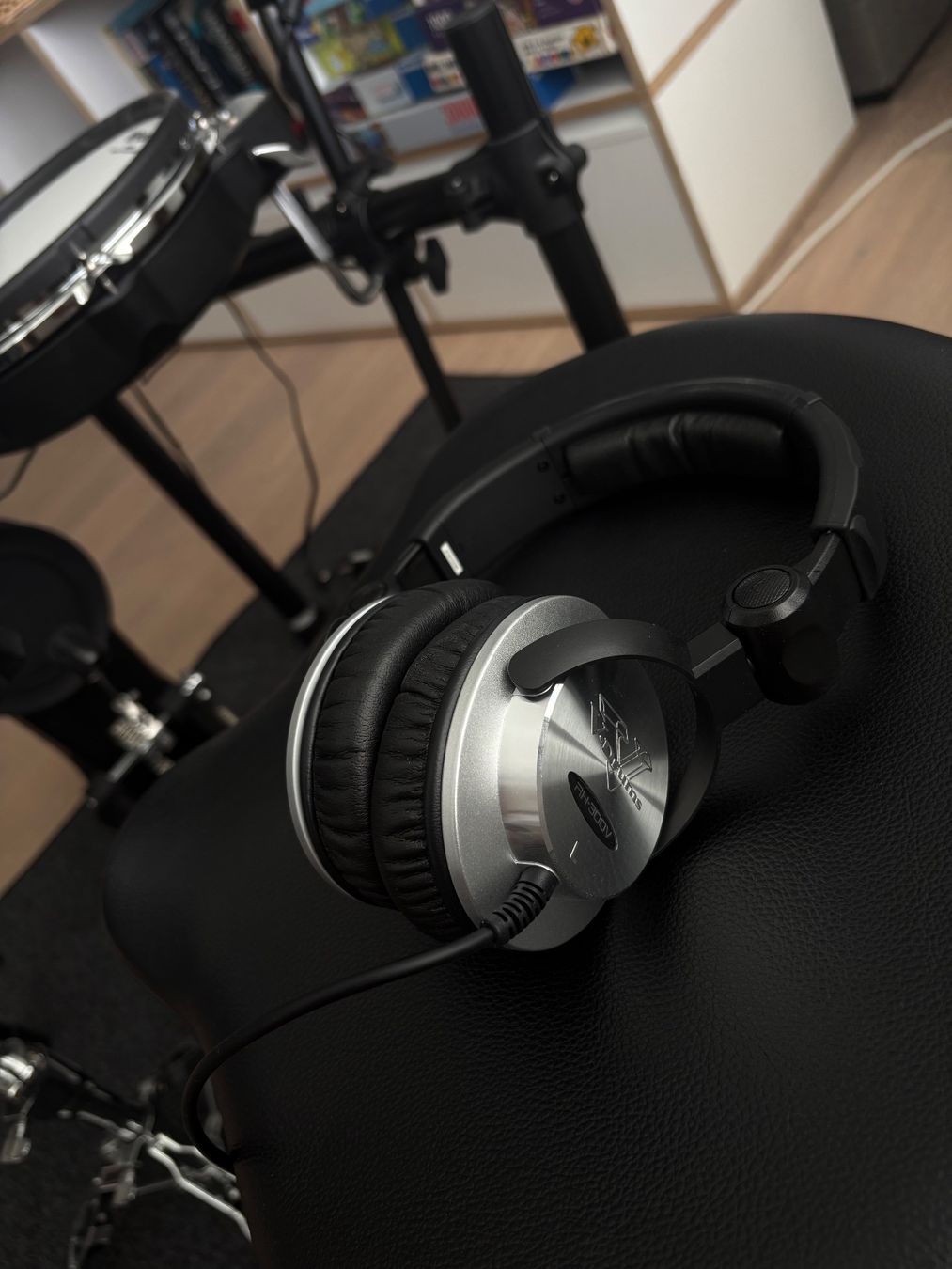 Roland Strumenti musicali: Roland TD-27KV E-Drum Kit – Nuovo (secondo la descrizione) da Nürensdorf venduto da roeschger6 8