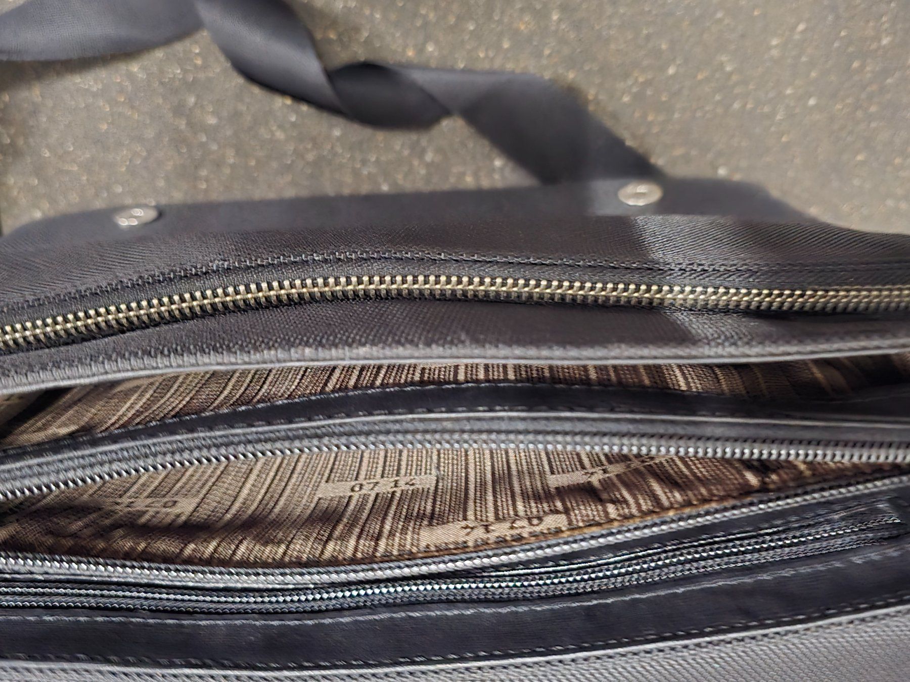 Valigie & Borse: 0714 Messenger Laptop Bag Suisse Design – Nuovo (secondo la descrizione) da Zürich venduto da stylethequeen 4