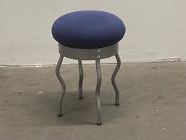 Postmoderner Hocker „Uri“ von Per Idar Ledang