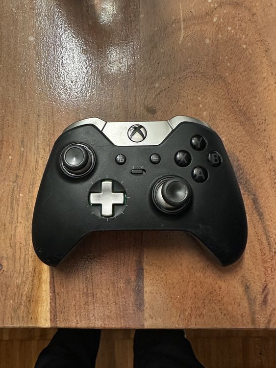 Xbox One Wireless Elite Controller 1
