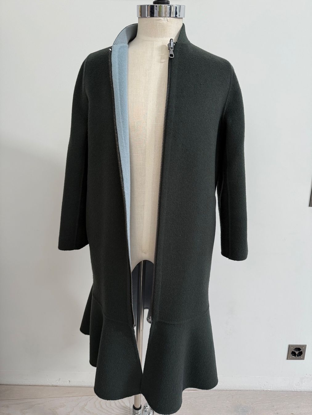 Cappotti: Manteau double face  marque Uterque – Usato da Bassins venduto da oal_q2gl