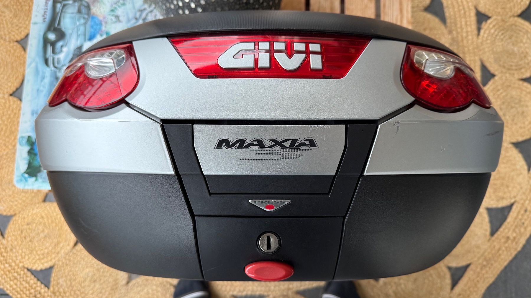 Givi Topcase: GIVI MAXIMA 3 Top Case - Monokey System – Usato da Brunnen venduto da Saschb