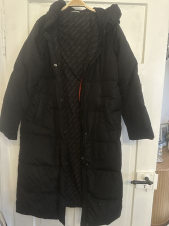 Max Mara Daunenmantel, Gr. 38, Schwarz