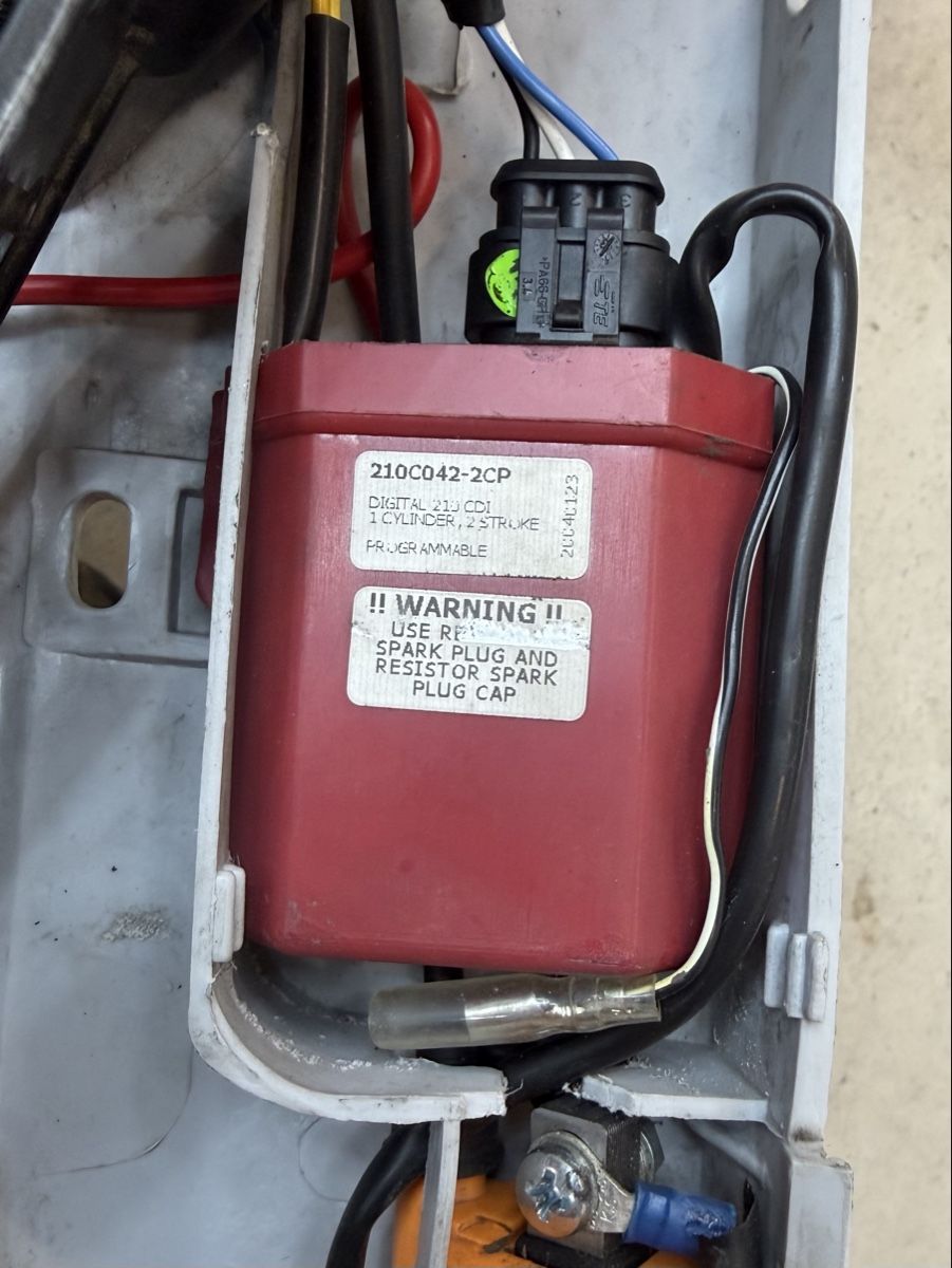 Puch Parti ricambio per ciclomotori: Puch Maxi HPI Tunebox mit 2 Zündkurven programmierbar – Usato da Uerkheim venduto da Phuber8