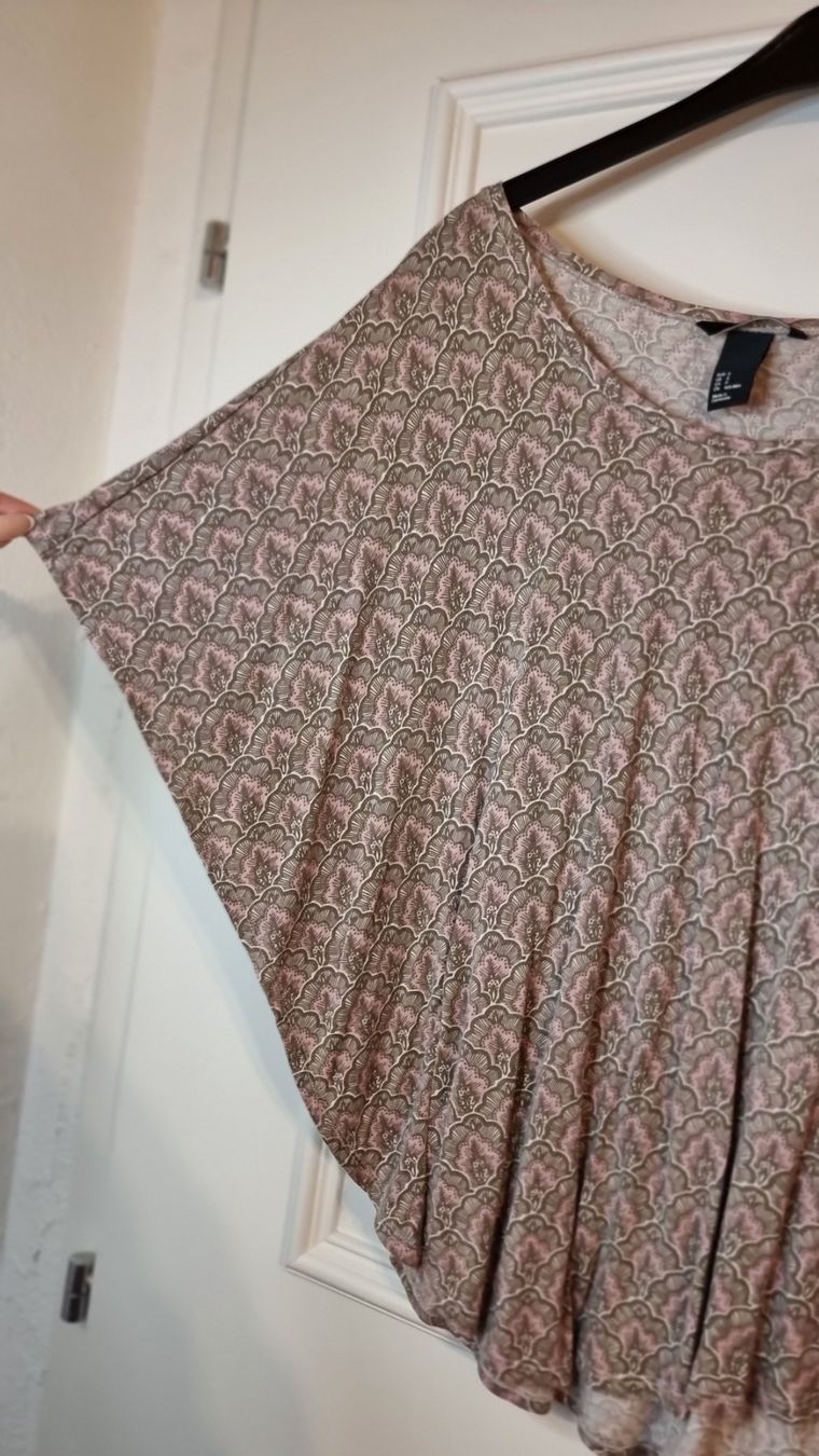 H&M Blusen: H&M Bluse Größe 36/38 – Gebraucht aus Wald ZH von Martin79 3