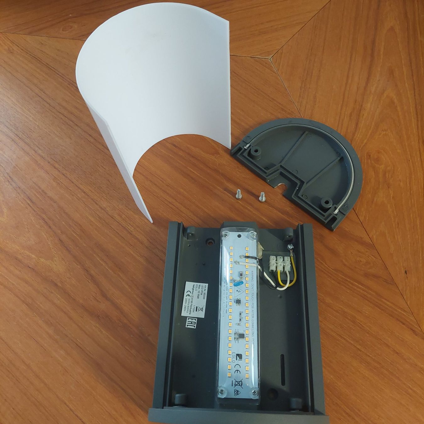Eglo Lampade: Aussenleuchtlampe LED Neu – Nuovo (secondo la descrizione) da Buochs venduto da Nyima21 1