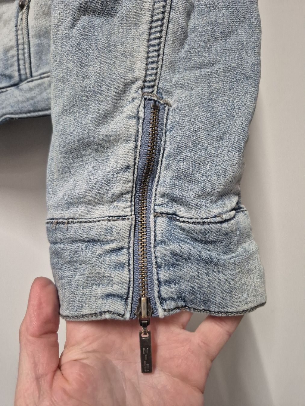Nile Jacken: NILE Atelier Stretch Jeansjacke Gr.L, hellblau – Gebraucht aus Merligen von muss_haben 5