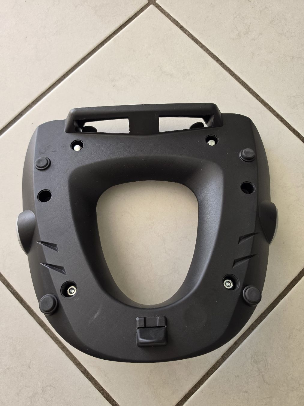Givi Topcase: GIVI B47 Blade Tech Monolock Topcase mit Platte – Nuovo e nell'imballaggio originale da Dübendorf venduto da aigol 3
