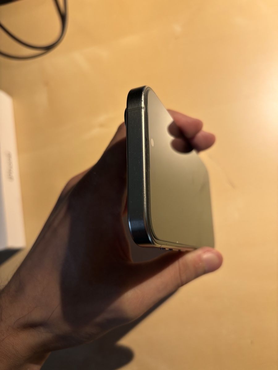 Apple Handys / Smartphones: iPhone 15 Pro 128 GB 100% – Gebraucht aus Vouvry von maxobe 2