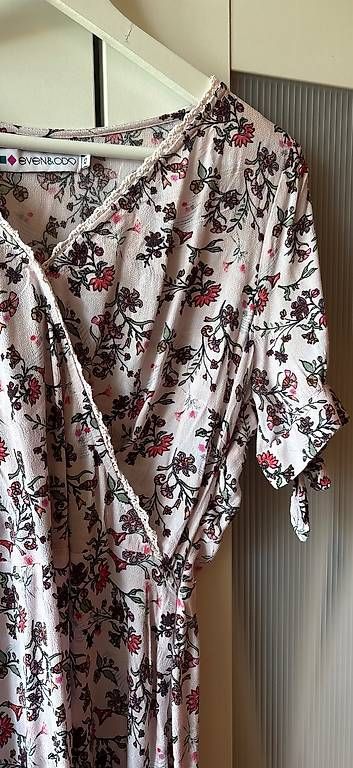 Kleider: Sommer Kleid xs – Gebraucht aus Zürich von fcold 1