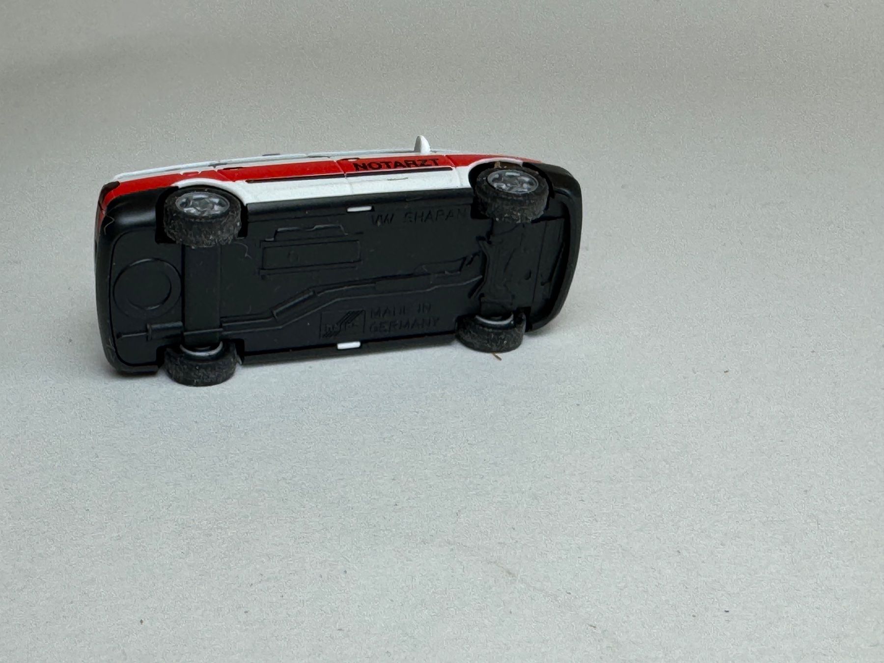 Herpa Modellini d'auto: Herpa VW Sharan Notarzt – Usato da Elm venduto da Wikmtz 2