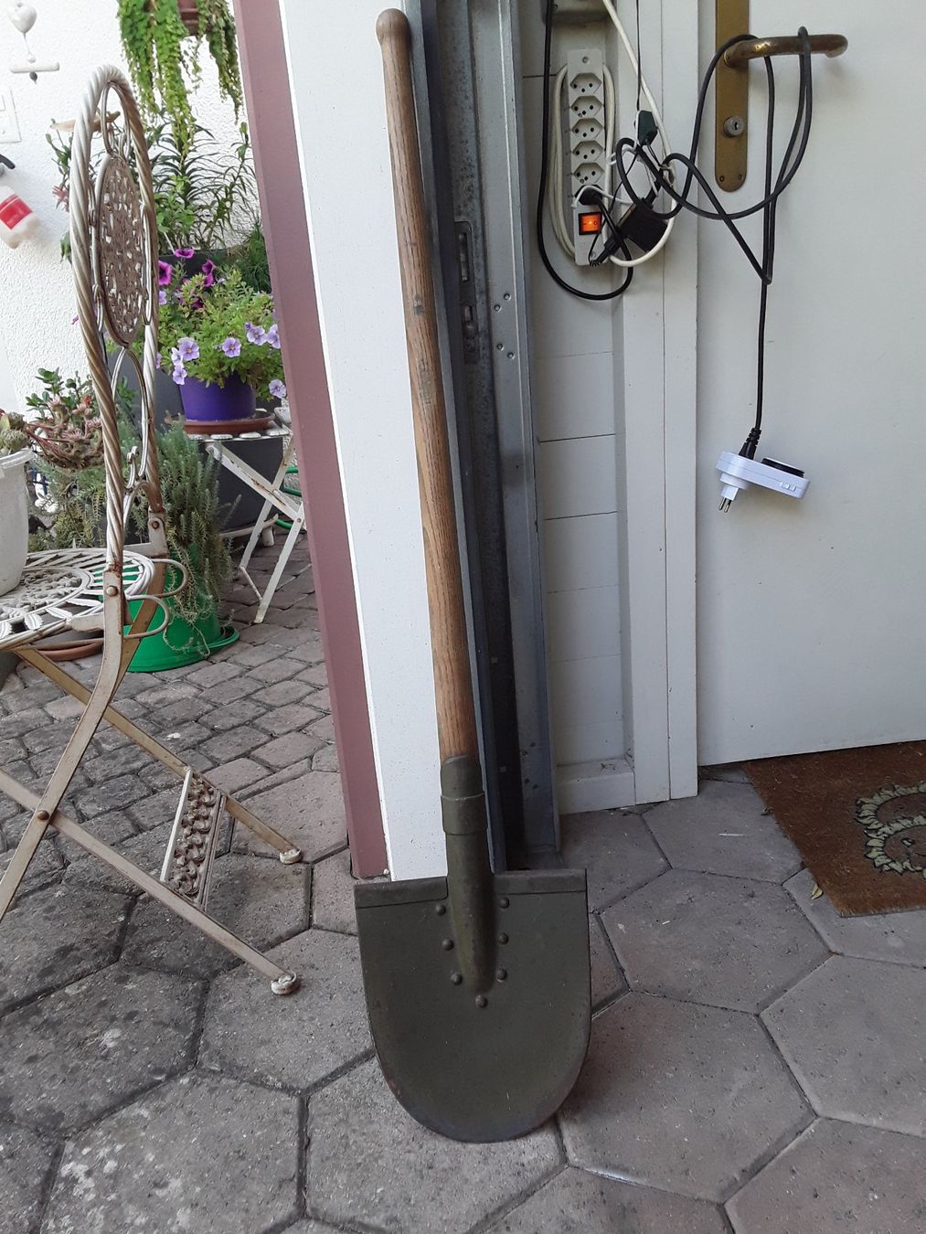 Armée suisse Tous les outils: Schweizer Armee Spaten – D'occasion à Kappel SO par kaktus4616