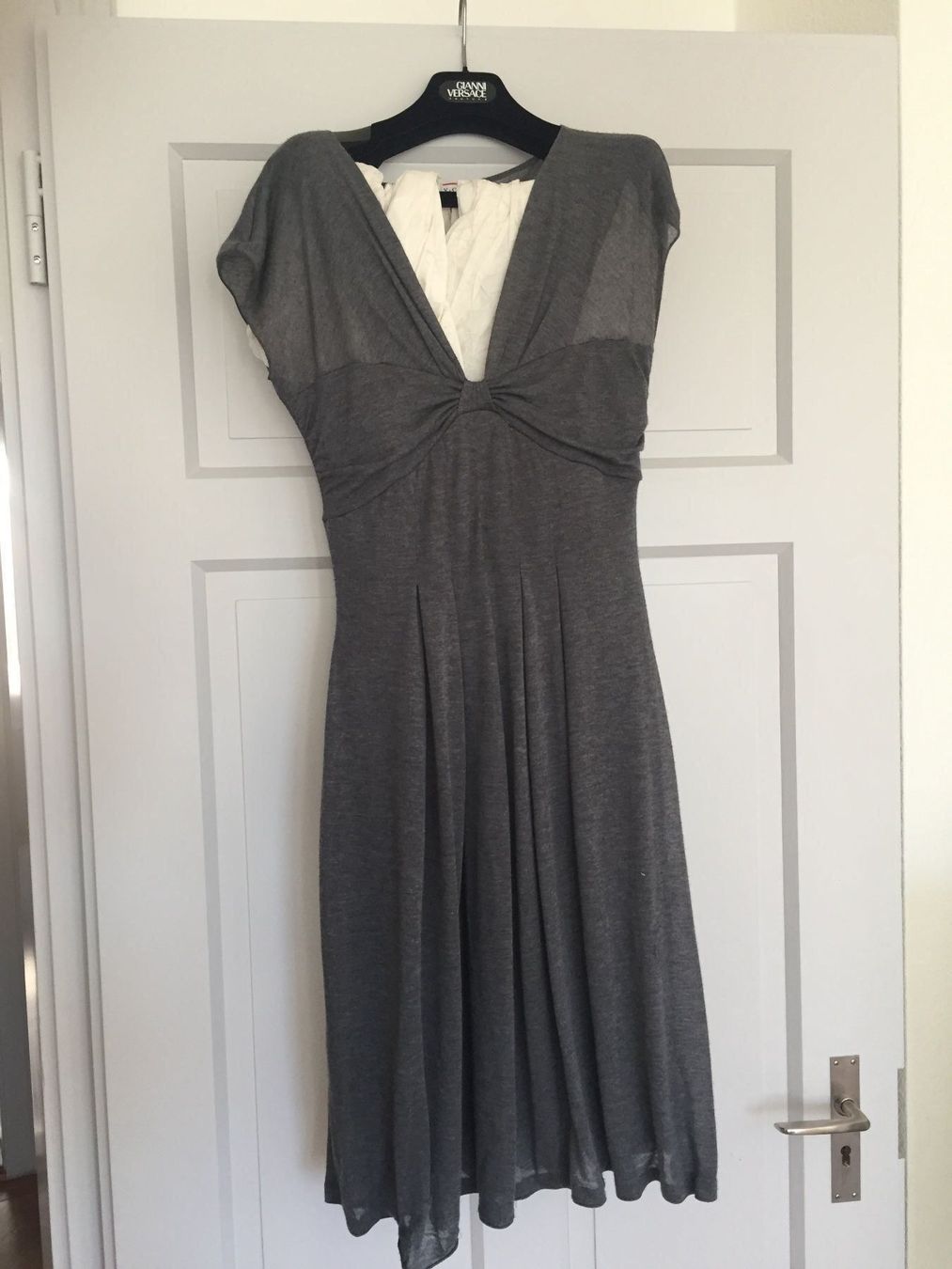 Max Mara Vestiti: Robe Max&co Maxmara L – Usato da Küssnacht am Rigi venduto da CALIFRASQUI