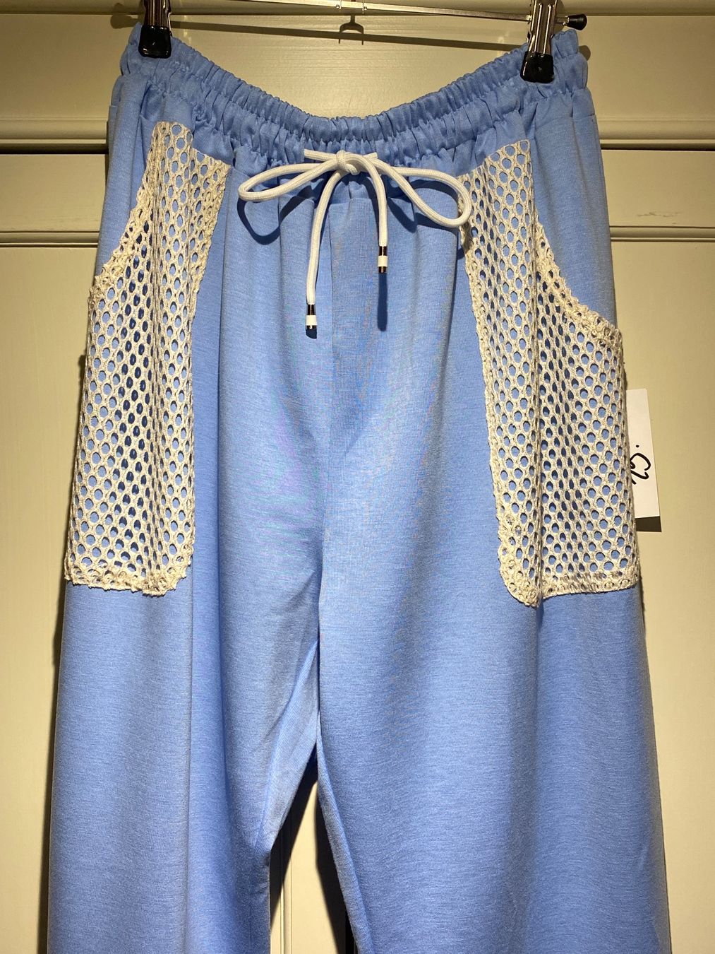 Pantalons: Trainerhose-Freizeithose-Damen,Hellblau – Neuf avec emballage d'origine à Meienried par ManuelaBoutique 2