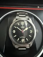 Montre Tudor automatique acier cadran noir 