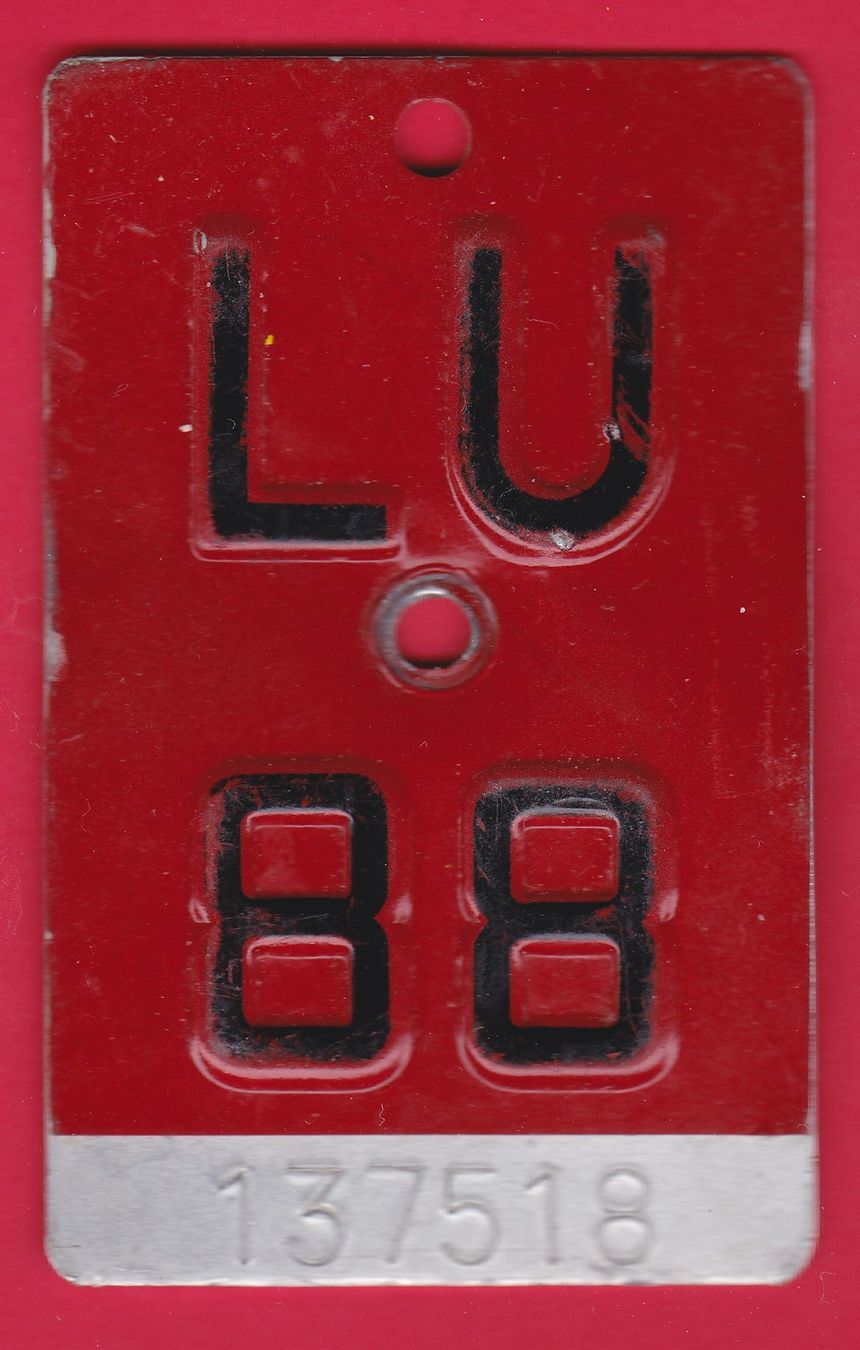 Schilder: VELONUMMER / FAHRRADSCHILD, LU 88 – Gebraucht aus Oberrieden von Gebirgsstelze