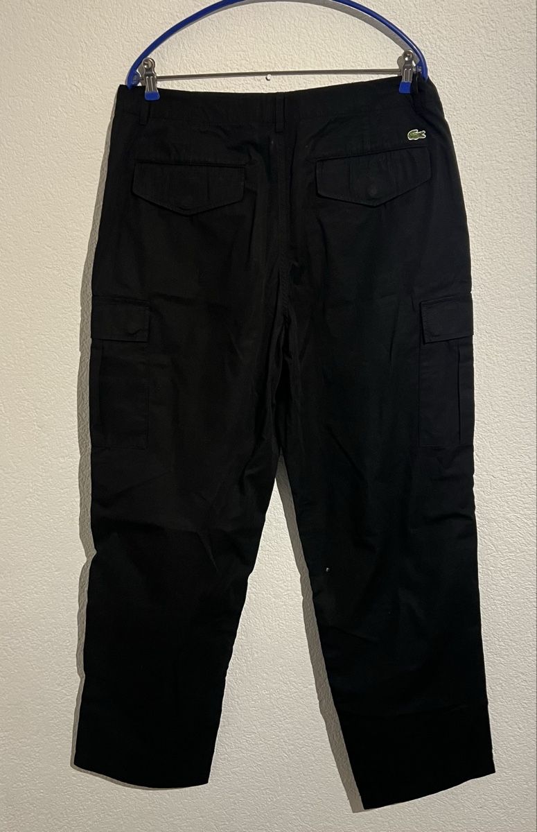 Lacoste Pantaloni: Pantalon cargo Lacoste. Taille 46 – Nuovo (secondo la descrizione) da St-Pierre-Clages venduto da ste_xk6p 2