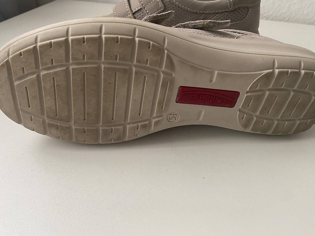 Scarpe da donna: Halbschuhe Damen Medicus 38,5 – Usato da Jonen venduto da Luzella 2