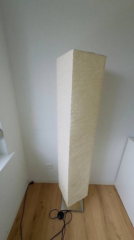 Lampade: Standleuchte weiss / beige – Usato da Weinfelden venduto da Seikatsu 1