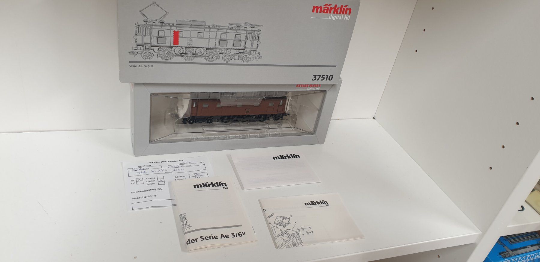 Märklin Modellini di ferrovie: Märklin SBB Ae3/6  Digital H0/AC 37510 – Usato da Neuenhof venduto da ludovicco 2