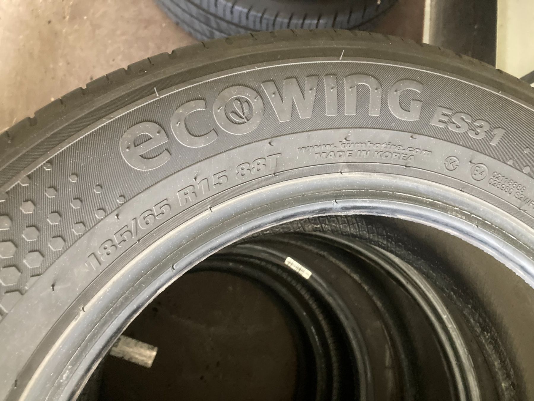 Pneumatici & Ruote complete: 185/65R15 Sommerpneu – Usato da Cham venduto da Cham6332 3