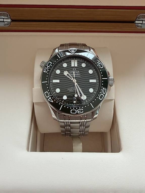 Omega Orologi: Omega Seamaster Diver 300 – Usato da Zürich venduto da timeio-swapwatch