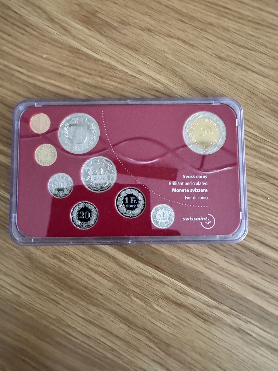 Tutti le monete: Schweizer Münzsatz 2002 Escalade Brilliant Uncirculated OVP – Nuovo e nell'imballaggio originale da Basel venduto da triniswiss68 3