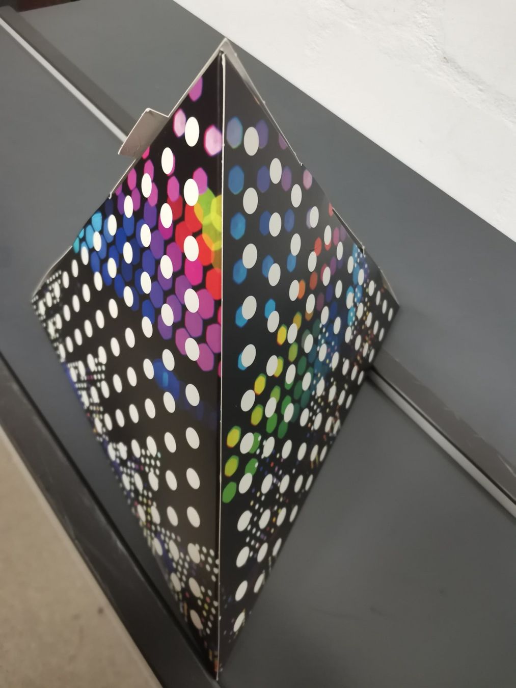 CDs: Deichkind Pyramide aus Karton (ohne Inhalt!) – Gebraucht aus Zofingen von noise123 2