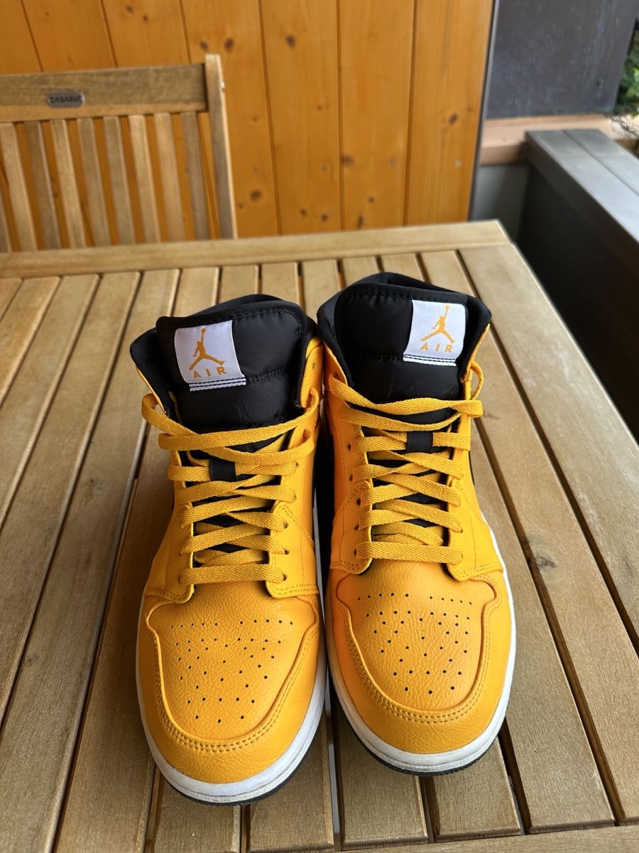 Scarpe da uomo: Air Jordan 1 Mid - Grösse 44 – Nuovo (secondo la descrizione) da Bürglen TG venduto da van_rr7z 1