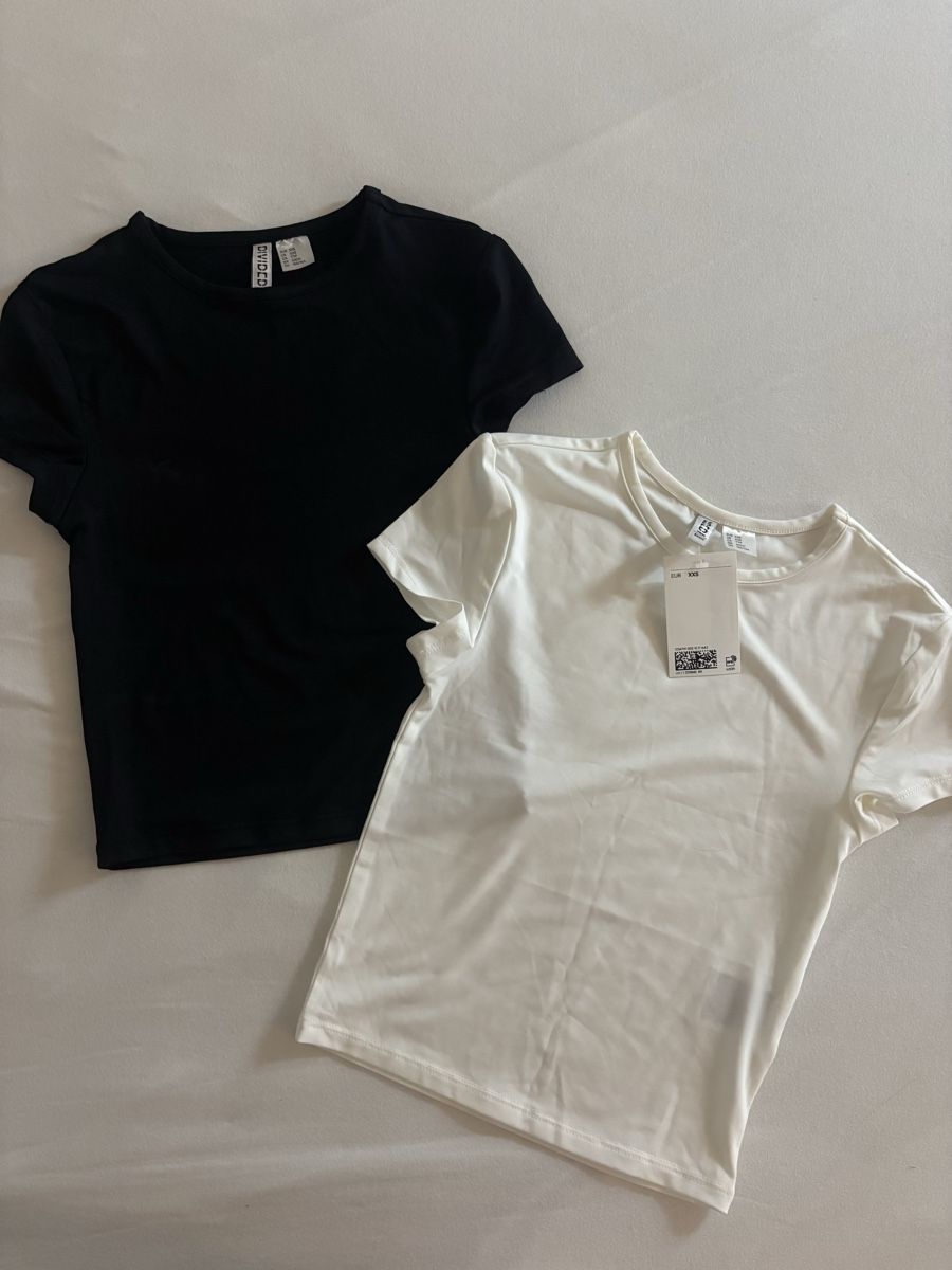 H&M Blusen, T-Shirts & Tops: t-shirt H&M – Neu und originalverpackt aus Vouvry von sha_rk5q