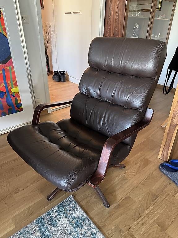 Poltrone: Vintage Drehsessel 70er Jahre Leder – Usato da Zürich venduto da ric_sg75 1