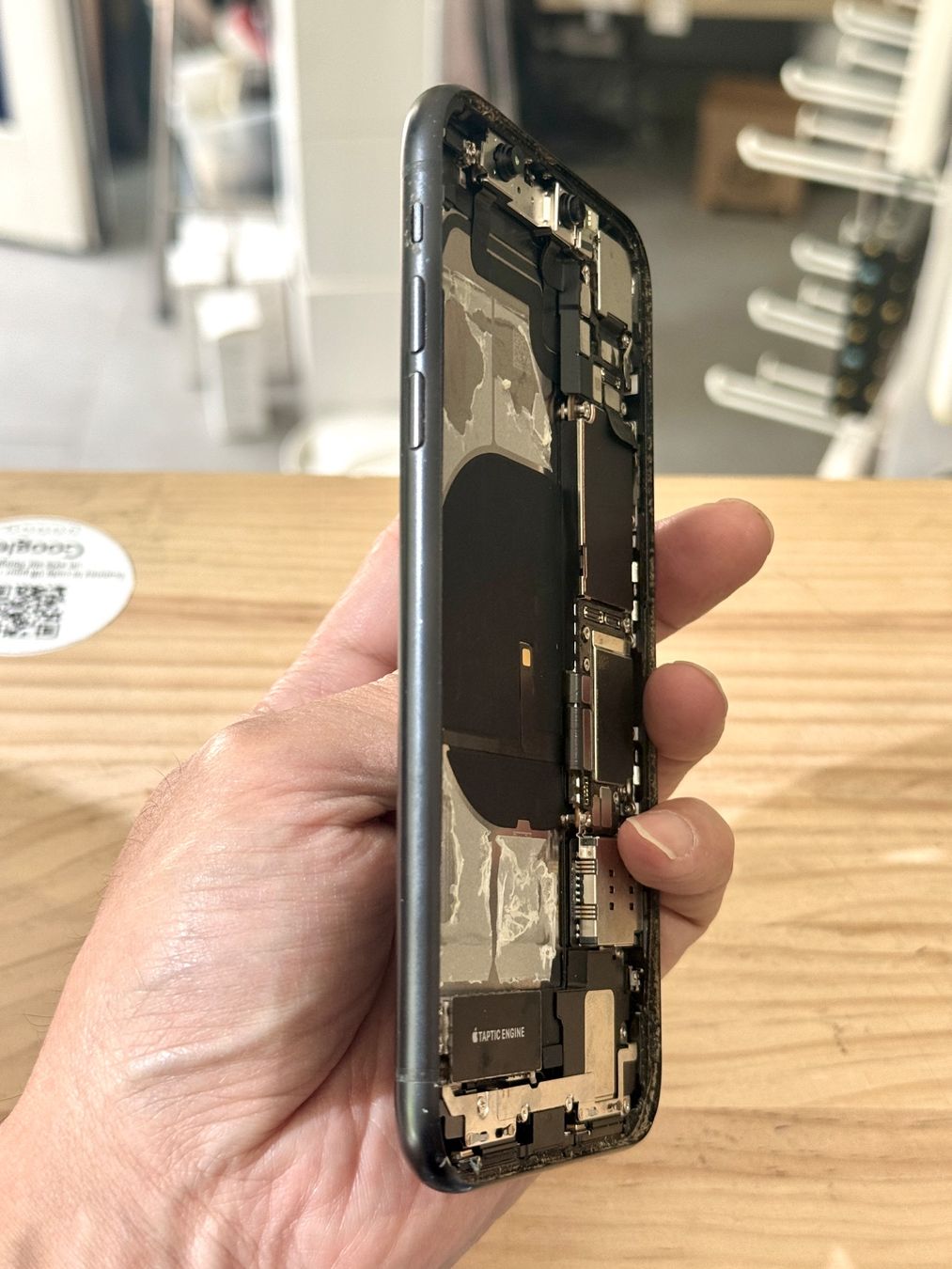 Apple Telefoni cellulari / Smartphones: Châssis avec composants pour iPhone XR – Usato da Morges venduto da DA-repa 3
