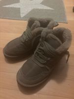 Gefütterte Winterschuhe