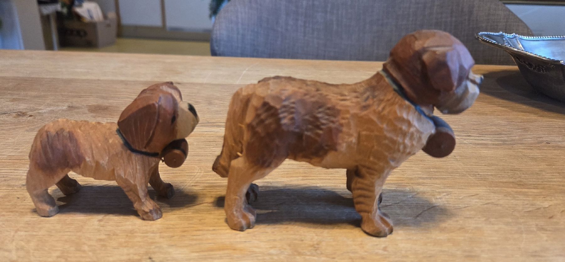 Statuette: 2 alte Holz-Bernhardiner mit Fässchen  wohl Brienz – Usato da Rehetobel venduto da hobirot01 3