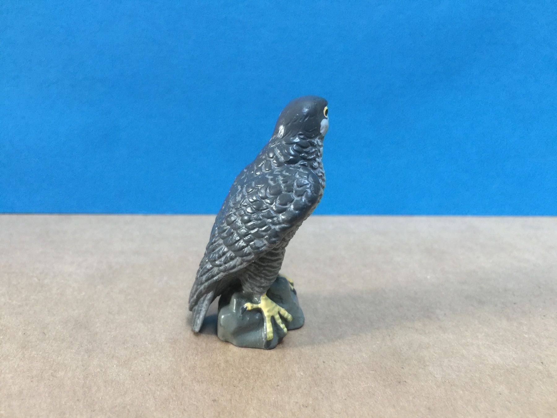 Schleich Statuette: Schleich Wanderfalke 16705 Vogel – Usato da Ennetbaden venduto da mapa05 2