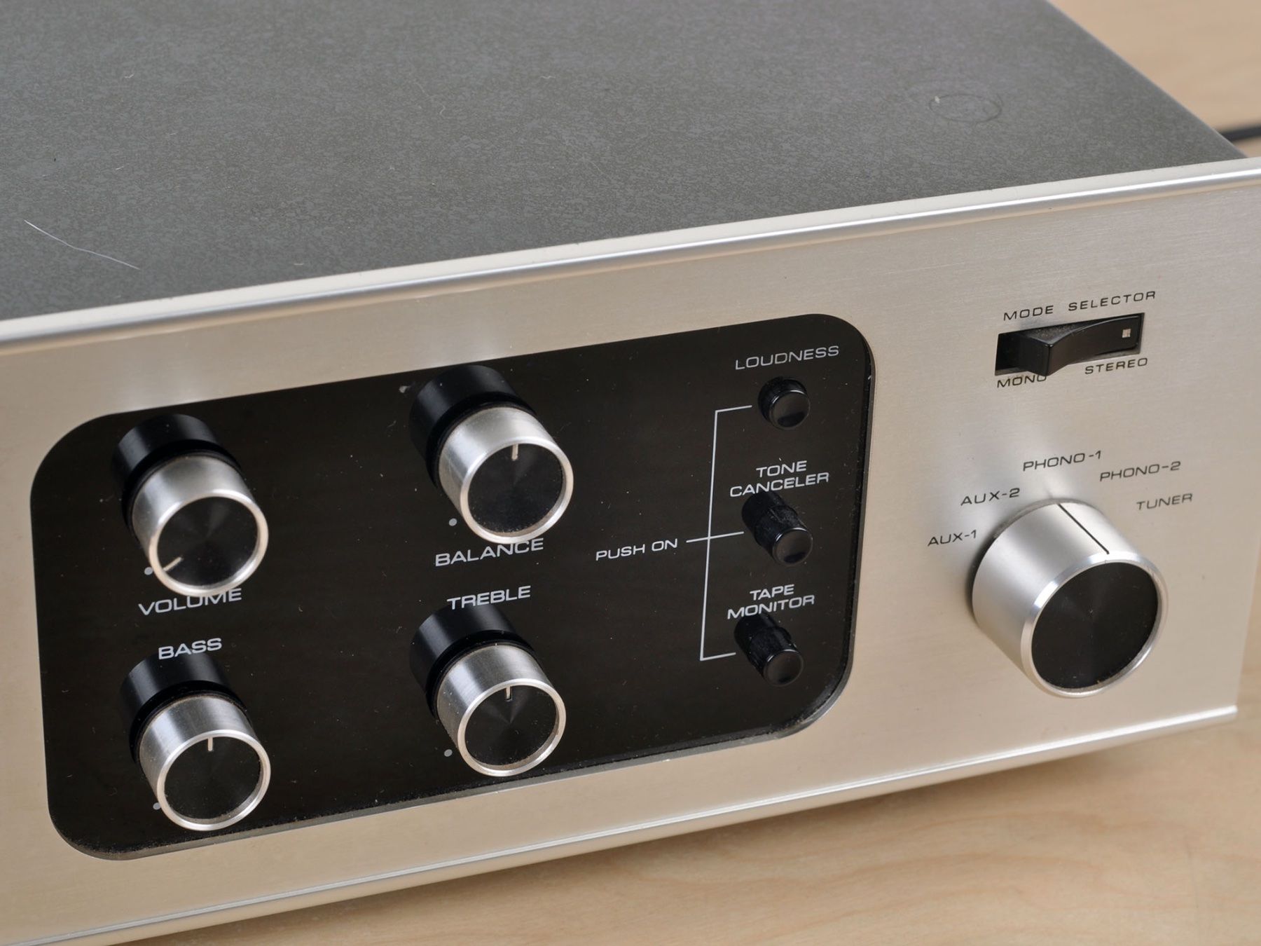 Sharp Verstärker: Sharp STM-31 Solid State Stereo Amplifier Verstärker – Gebraucht aus Trimbach von SABO-61 1