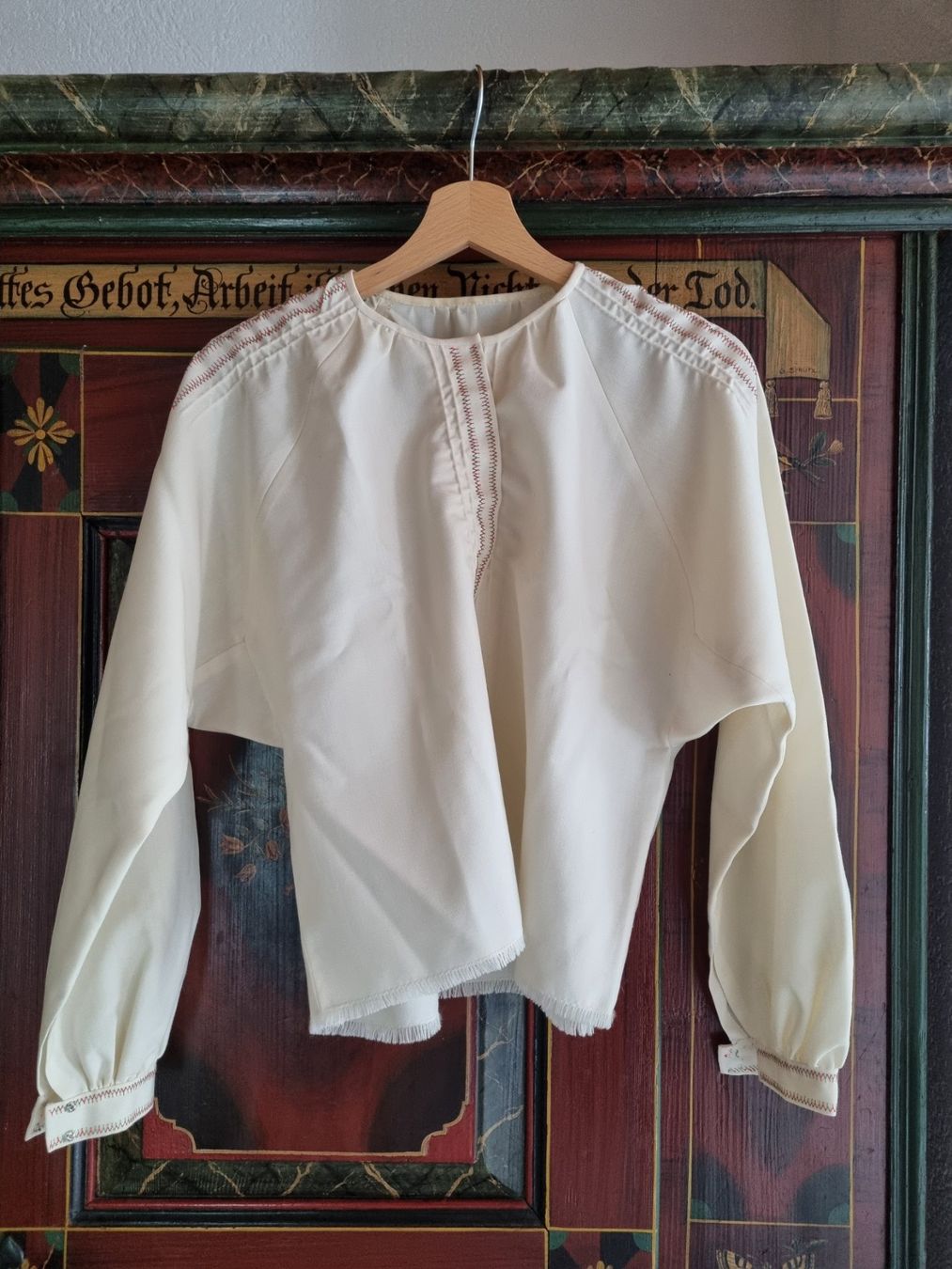 Robes: Entlebucher Sonntagstracht – D'occasion à Sörenberg par and_dy6g 3