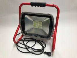 LED Strahler 70W - 5600 Lumen - mit Untergestell