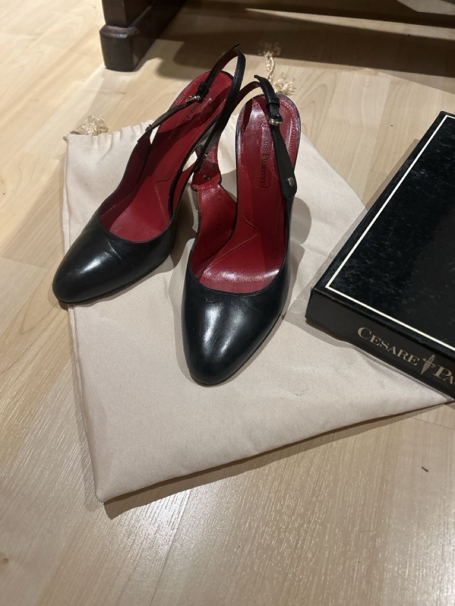 Scarpe da donna: Cesare Paciotti, 37.5 – Usato da Bolligen venduto da saraiaia