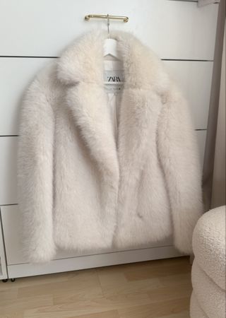 Zara faux fur Winterjacke