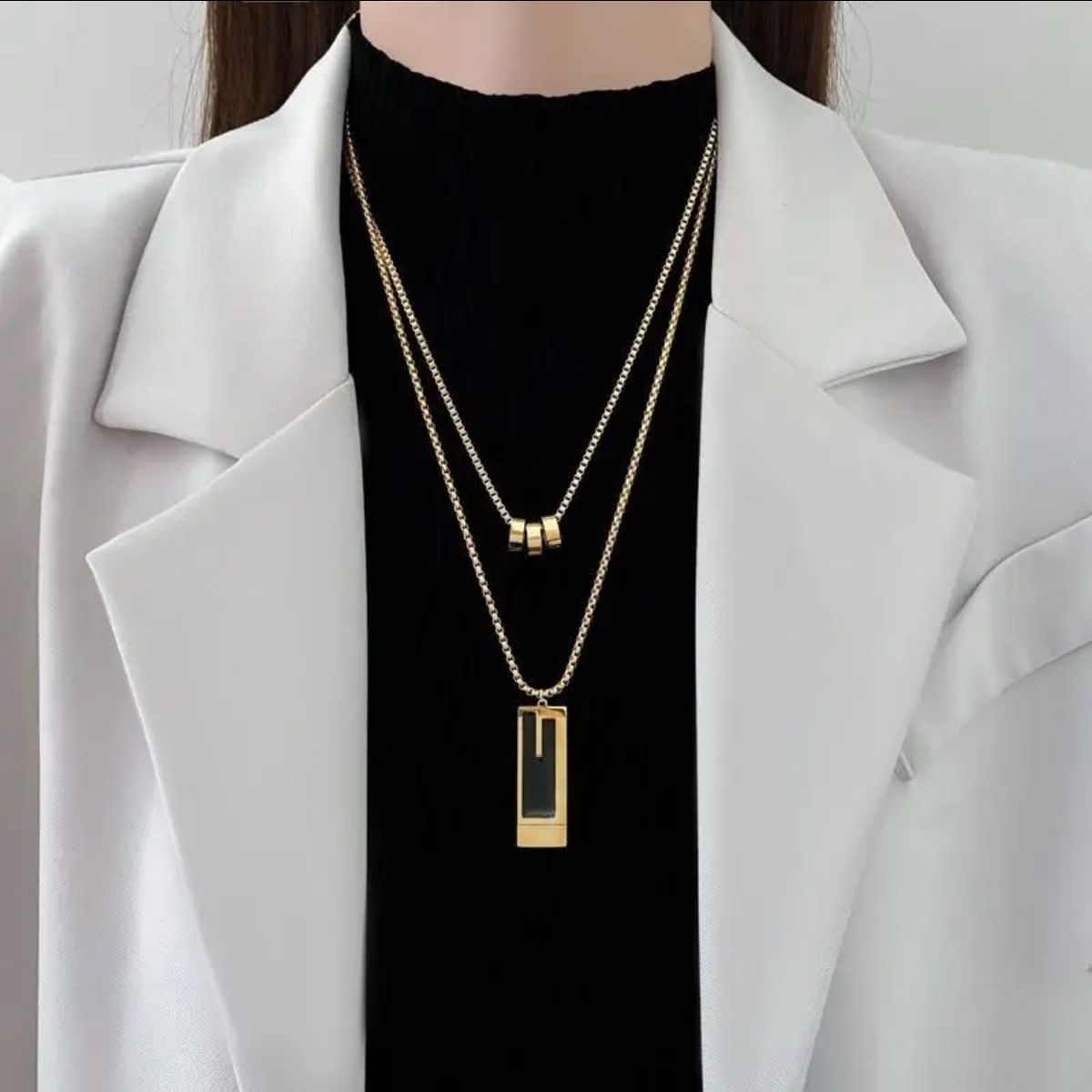 Catenine: Elegante Doppelkette Gold Titanium  Neu – Nuovo e nell'imballaggio originale da Oberwangen TG venduto da Bash-B 3